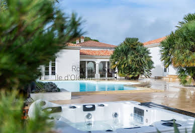 Maison avec piscine en bord de mer 15