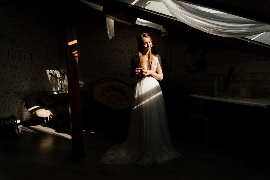 Wedding photographer Ekaterina Denisova (edenisova). Photo of 17 January 2020