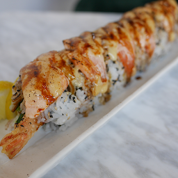 Aburi Salmon Dragon Roll