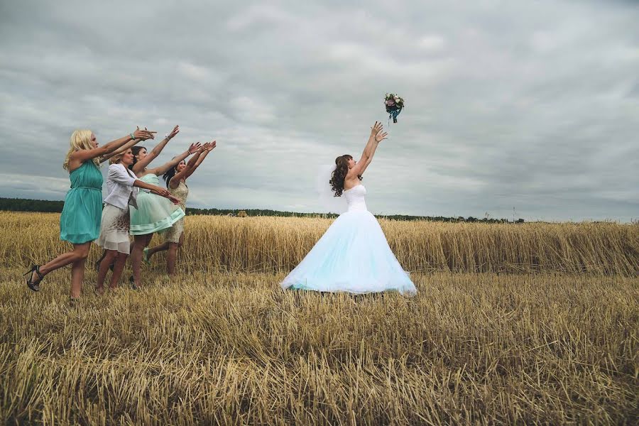 Fotógrafo de casamento Irina Selickaya (selitskaja). Foto de 23 de dezembro 2015