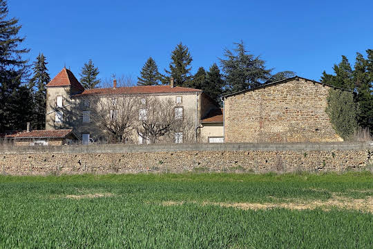 Propriété avec jardin