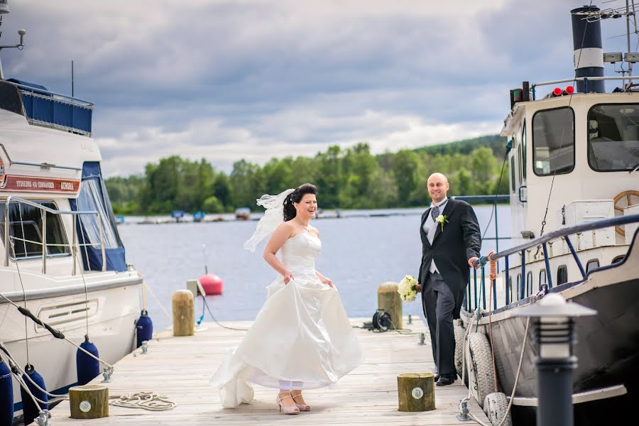 Fotógrafo de bodas Annika Berezhnykh (photoanni). Foto del 18 de junio 2014