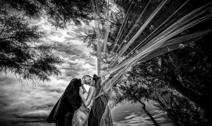 Fotógrafo de casamento LUIGI FEDELI (luigifedeli). Foto de 19 de janeiro 2014