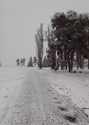 Snowfall at the Mountain Shadows Hotel in Elliot. 