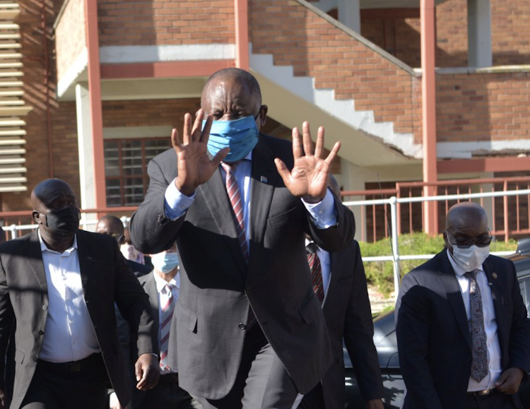 President Ramaphosa arrives at Port Elizabeth's Livingstone Hospital.