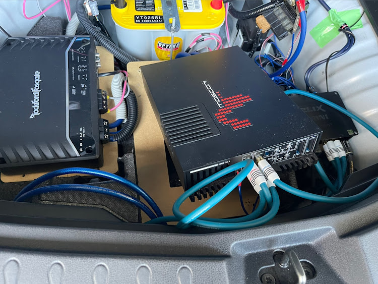 ノートのRockford Fosgate・e-POWER nismo S・GLADEN MOSCONIに関するカスタム事例の投稿画像7枚目