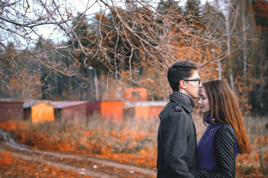 Fotógrafo de bodas Aleksey Tikhiy (aprilbugie). Foto del 10 de noviembre 2015