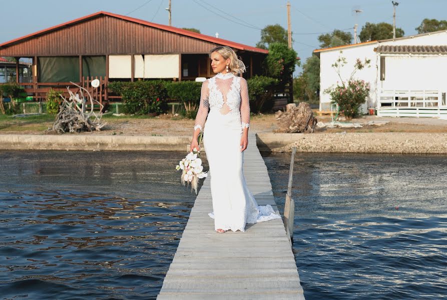 Fotografo di matrimoni John Giannopoulos (giannisgianopou). Foto del 2 dicembre 2021