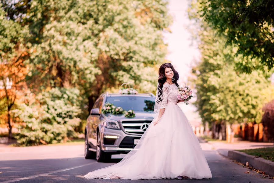 Fotografo di matrimoni Tatyana Pikina (tatianapikina). Foto del 23 marzo 2019