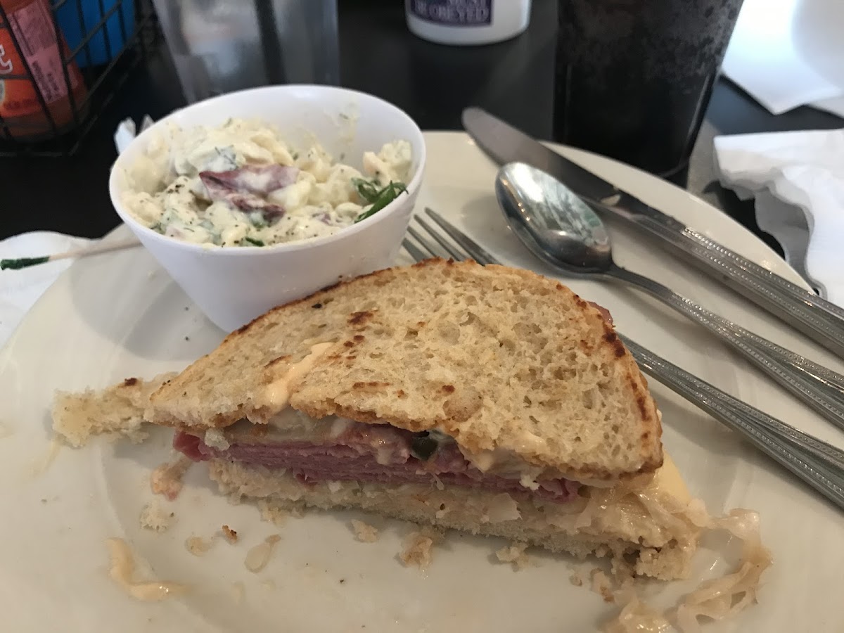 Gluten-Free Sandwiches at The Garden Griddle