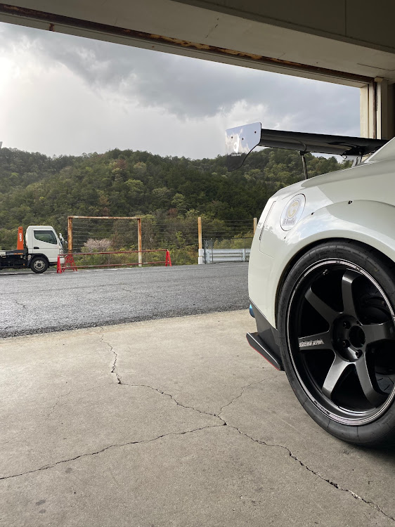NISSAN GT-Rの☔️はもう充分です😖・セントラルサーキット・練習あるのみに関するカスタム事例の投稿画像2枚目