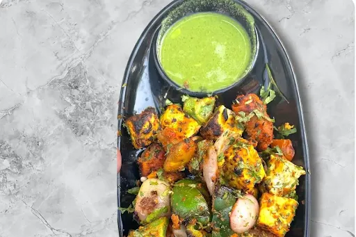 Achari Paneer Tikka