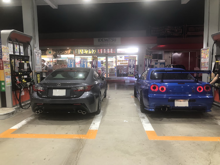 RC Fのドライブ・スカイライン・bnr34・GTRに関するカスタム事例の投稿画像3枚目