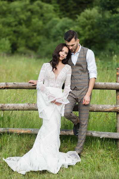 Fotógrafo de casamento Vasil Rotar (vasilrotar). Foto de 9 de janeiro 2022