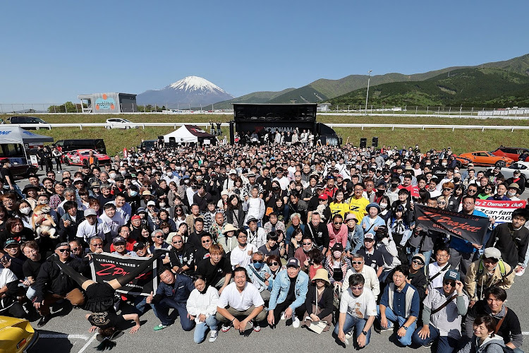 フェアレディZのz project japan・オールフェアレディZミーティングに関するカスタム事例の投稿画像1枚目