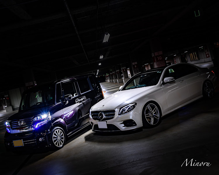 Eクラス セダンの立体駐車場・コラボ・広島・Nボックス・Mercedes-Benzに関するカスタム事例の投稿画像1枚目