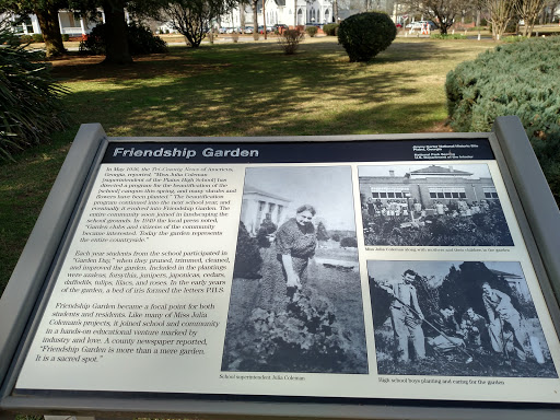 Friendship Garden