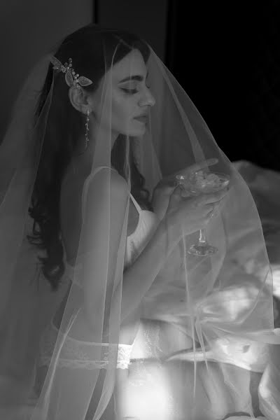 Photographe de mariage Aleksandra Vatanina (sashavatanina). Photo du 8 décembre 2023