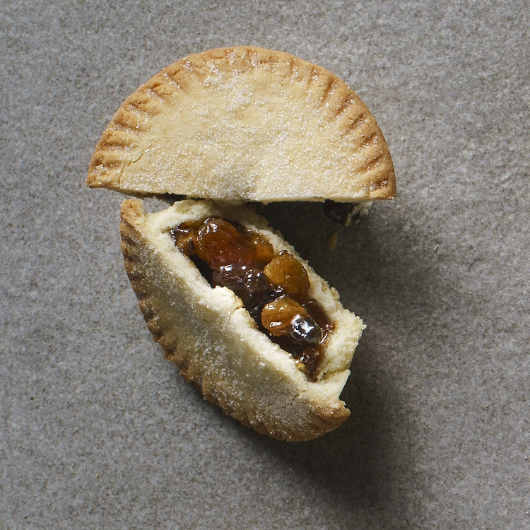 Fruit Mince Pie from Woolworths.