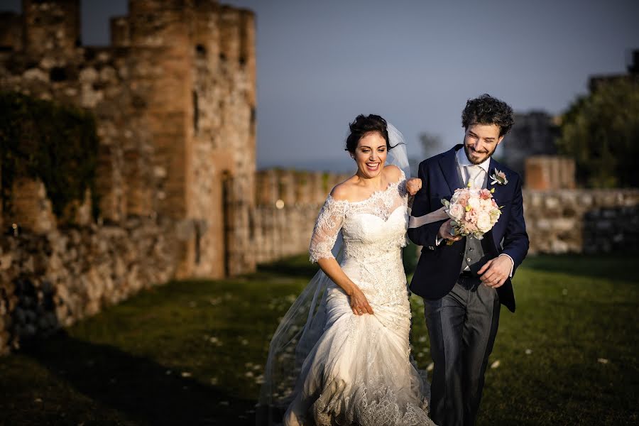 Wedding photographer Eugenio Luti (luti). Photo of 3 December 2019