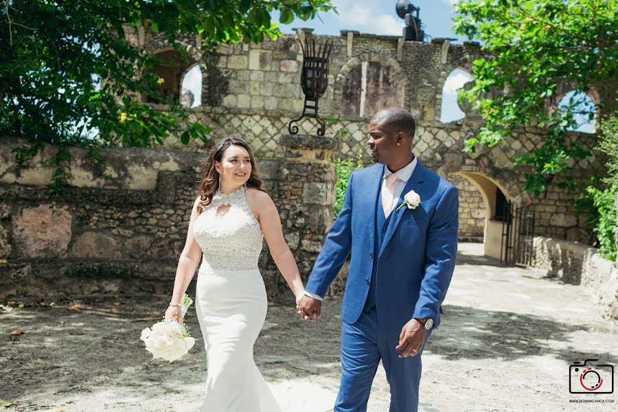 Fotografo di matrimoni Elena Baryshnikova (dominicanca). Foto del 11 ottobre 2018