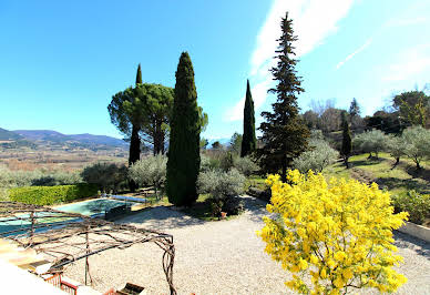 Villa with pool and terrace 5