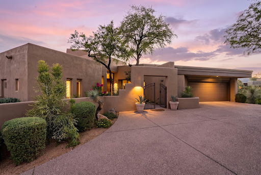 House with pool 3