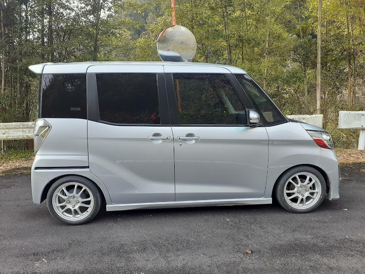 eKスペースカスタムの車高調整・ホイール交換に関するカスタム事例の投稿画像2枚目
