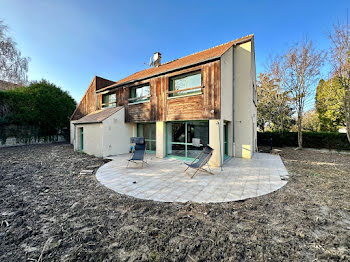 maison à Saint-Pierre-lès-Nemours (77)