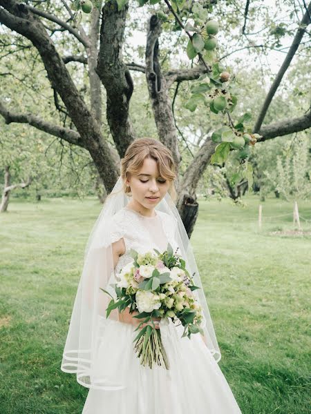 Fotografo di matrimoni Kseniya Nizova (ksenianizova). Foto del 8 luglio 2016