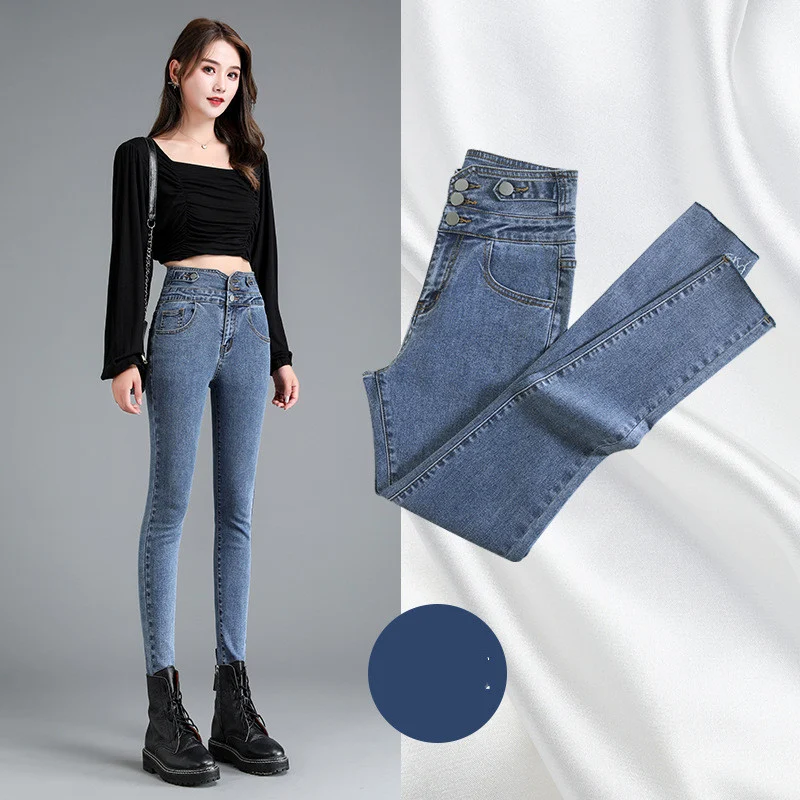 Calças jeans femininas de cintura alta com stretch e barra pequena para o outono. Conforto, estilo e um caimento perfeito para você.