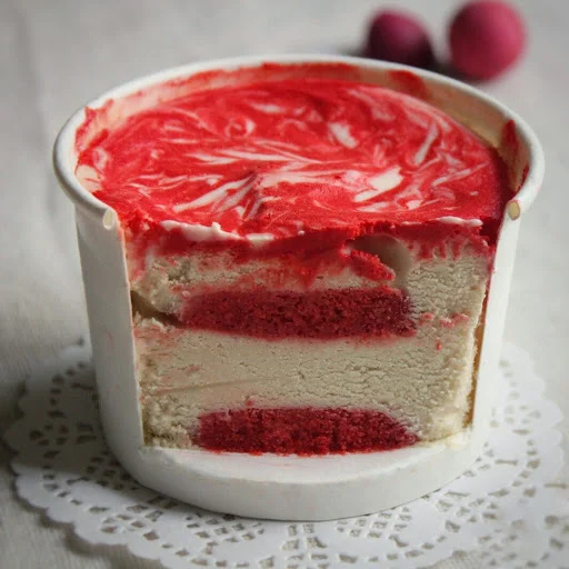 Red Velvet Cake Dessert