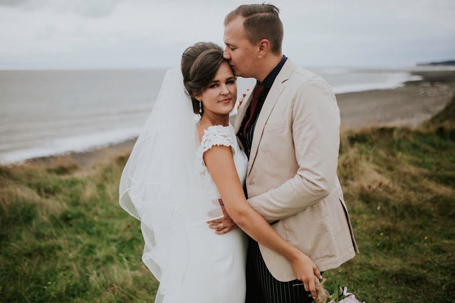 ช่างภาพงานแต่งงาน Sophie Collins (sophiecollins) ภาพเมื่อ 10 มิถุนายน 2019
