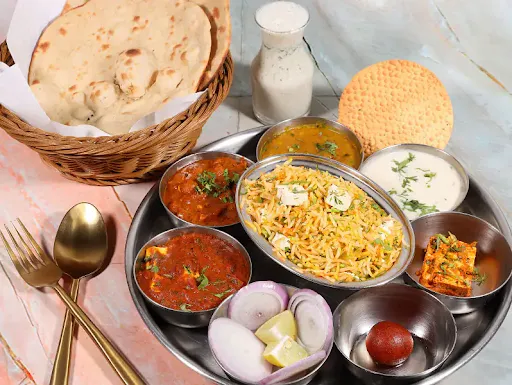 Deluxe Veg Thali