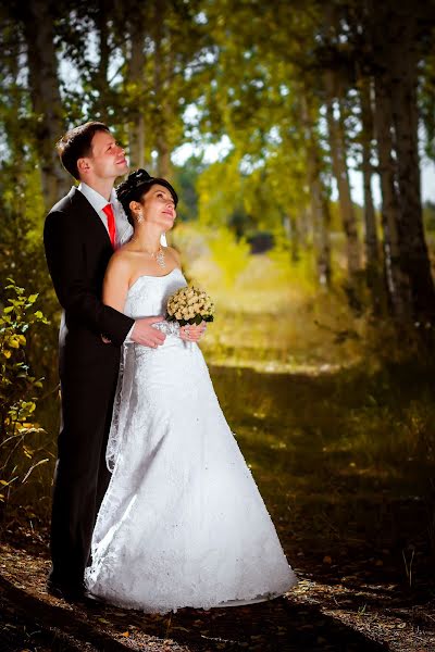 Wedding photographer Vladislav Ibragimov (bjiad). Photo of 12 April 2014