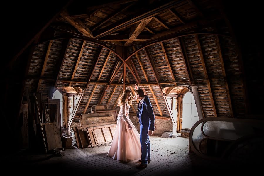 Bröllopsfotograf Cinderella Van Der Wiel (cinderellaph). Foto av 17 oktober 2018