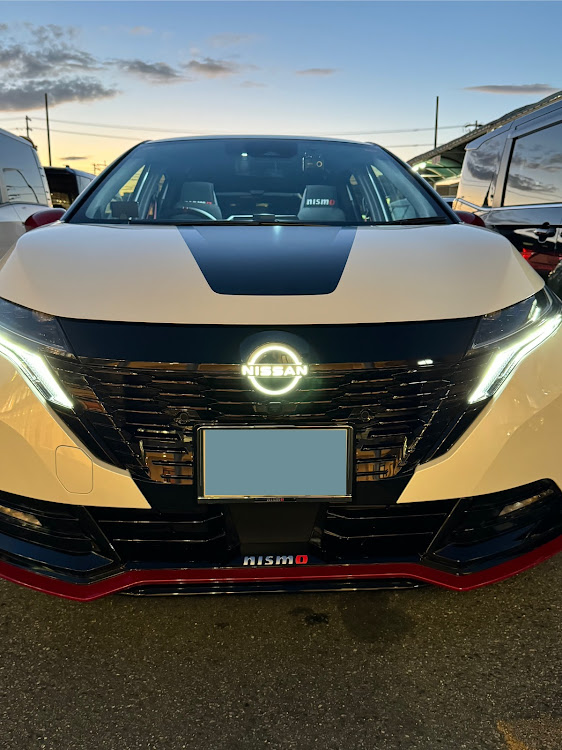 ノート オーラのオーラNISMO・お殿様・オフ会・お披露目・光るエンブレムに関するカスタム事例の投稿画像7枚目