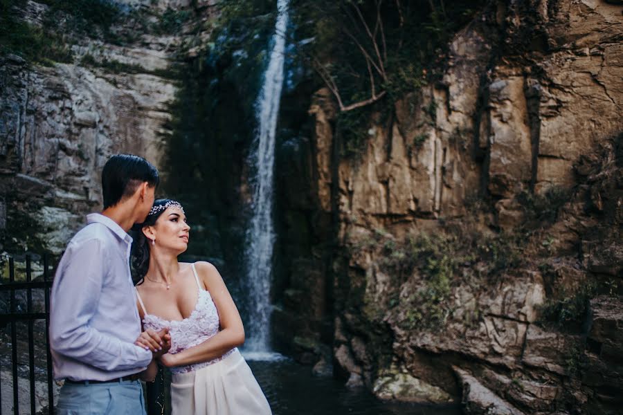 Fotógrafo de casamento Marie Filonenko (brushandfeathers). Foto de 19 de novembro 2019