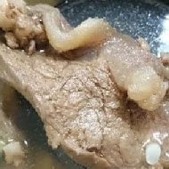 老眷村川味牛肉麵