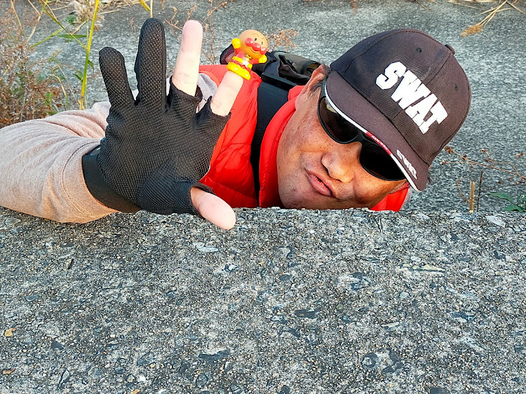 ハイエースバンの僕と私の思い出の場所・謝謝会・ガチョーン強化週間に関するカスタム事例の投稿画像3枚目