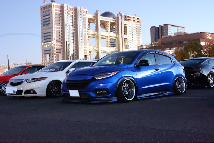 ヴェゼルのairforcesuspension・スタンスネーションお台場2023・326power・ちび鬼・お台場に関するカスタム事例の投稿画像1枚目
