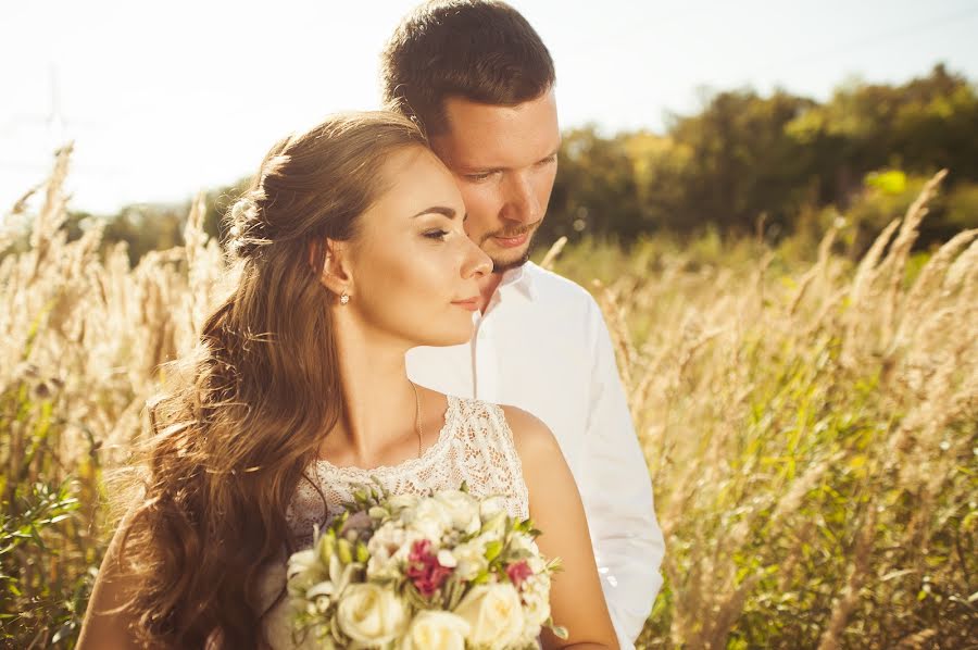 Fotógrafo de casamento Katya Grin (id417377884). Foto de 19 de outubro 2017