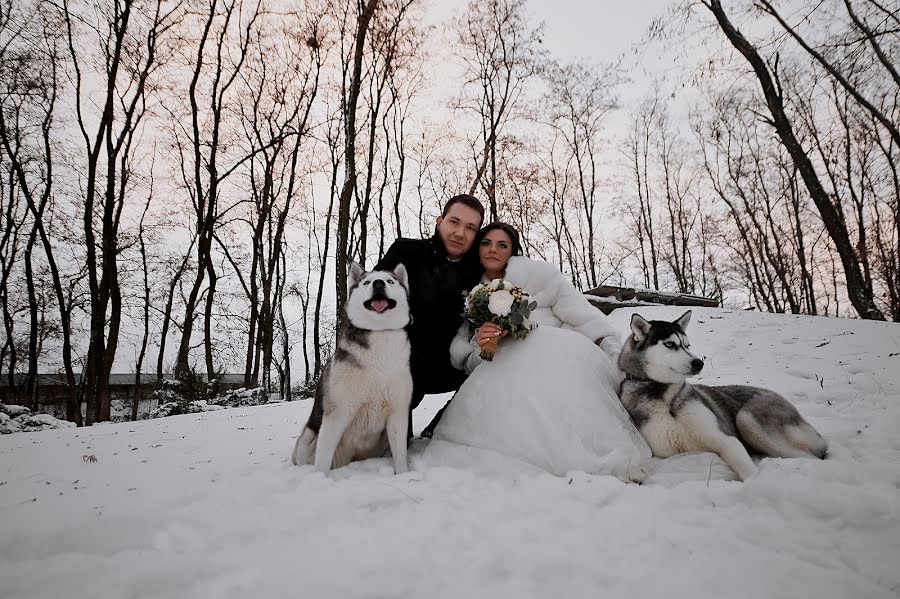 Wedding photographer Oleg Kostin (studio1). Photo of 2 December 2015