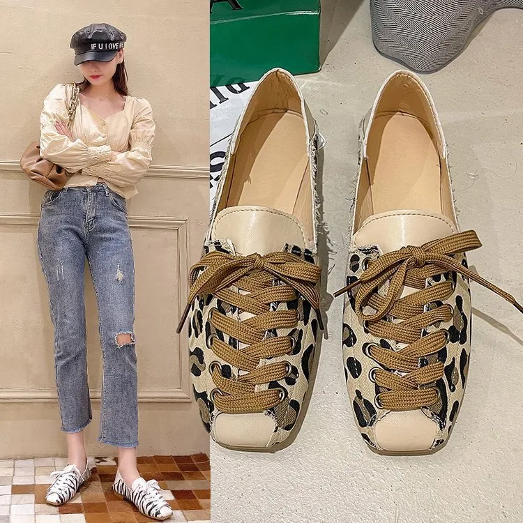 Zapatos de tacón con estampado de leopardo para mujer, perfectos para primavera. Elegancia y estilo en cada paso, realzando tu look y confianza.