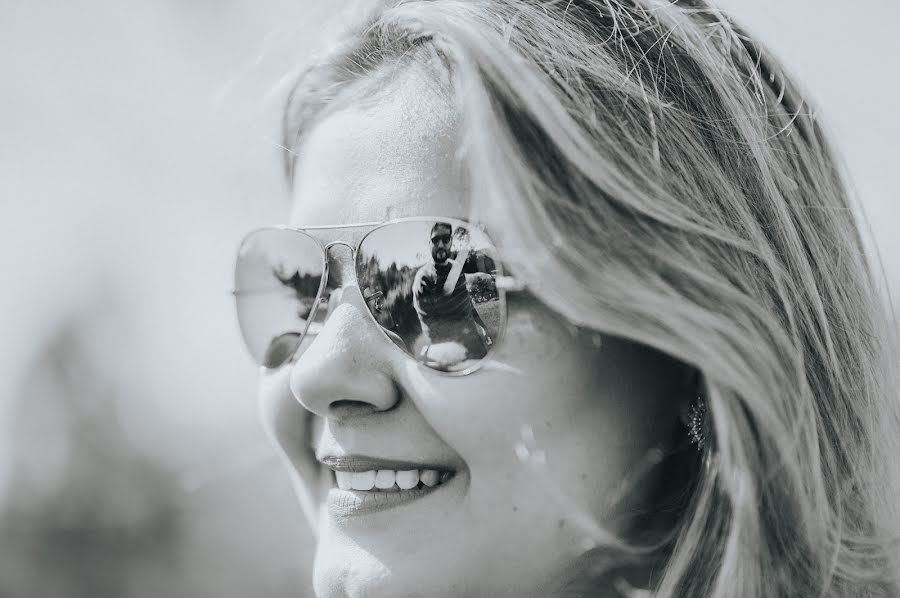 Fotógrafo de casamento Alexandre Peoli (findaclick). Foto de 6 de junho 2017