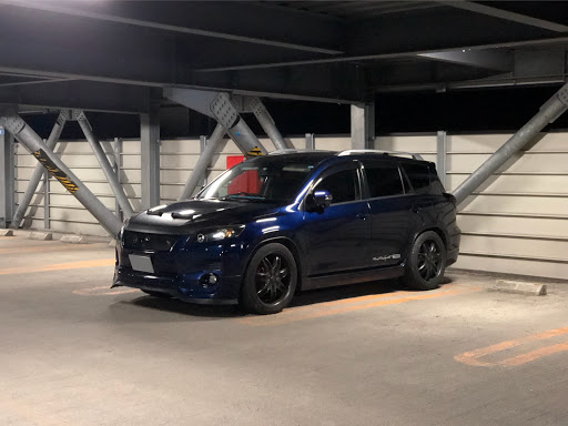 ヴァンガード Aca33wのドライブ ラウンドワン 立体駐車場盛れる ローダウンsuv ヴァンガードに関するカスタム メンテナンスの投稿画像 車のカスタム情報はcartune