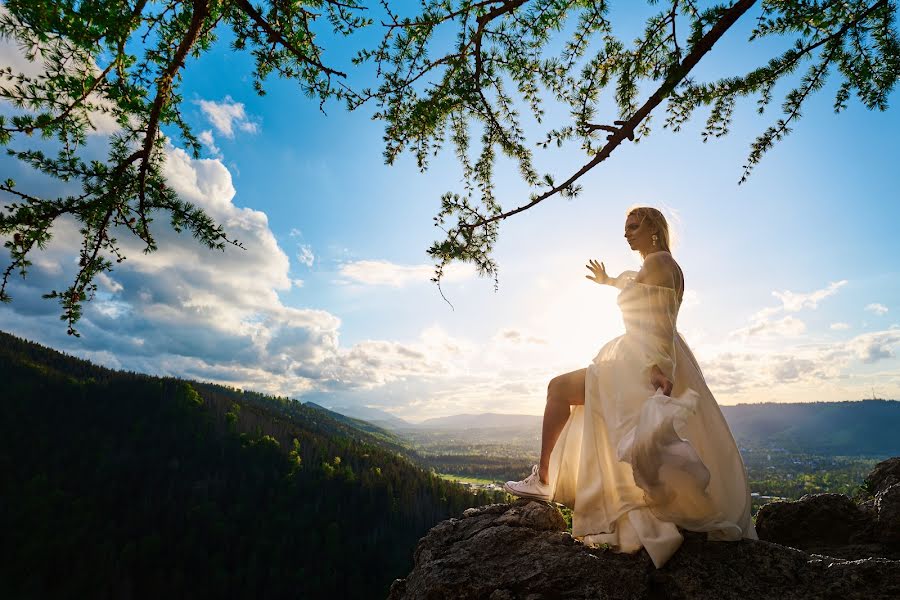 Wedding photographer Paweł Tusiński (artiso). Photo of 21 September 2022