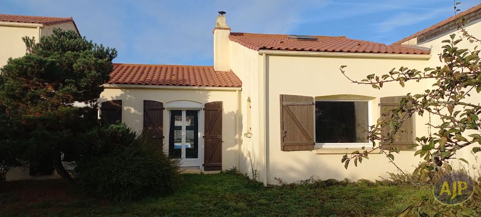 Vente maison 2 pièces 124 m² à Basse-Goulaine (44115), 262 000 €