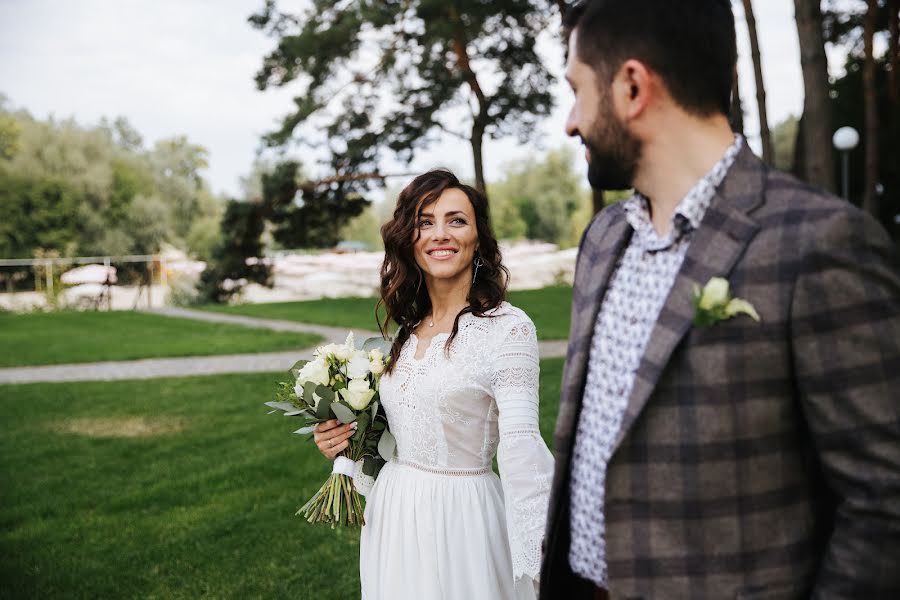 Fotógrafo de bodas Yuliya Melnik (melnitsaphoto). Foto del 22 de abril 2020