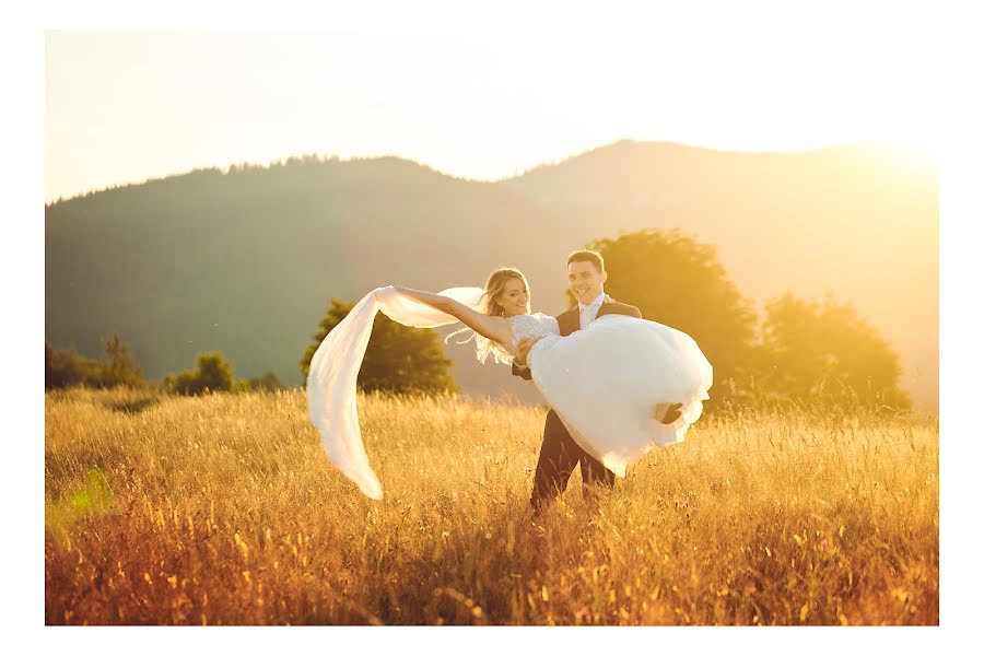 Photographe de mariage Radim Tesarcik (luminia). Photo du 31 août 2021